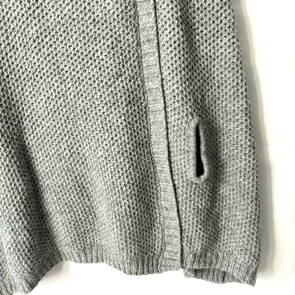Soft Surroundings Waffle Knit Turtleneck Wool Blend Poncho Gray Missy One Size - Picture 9 of 14